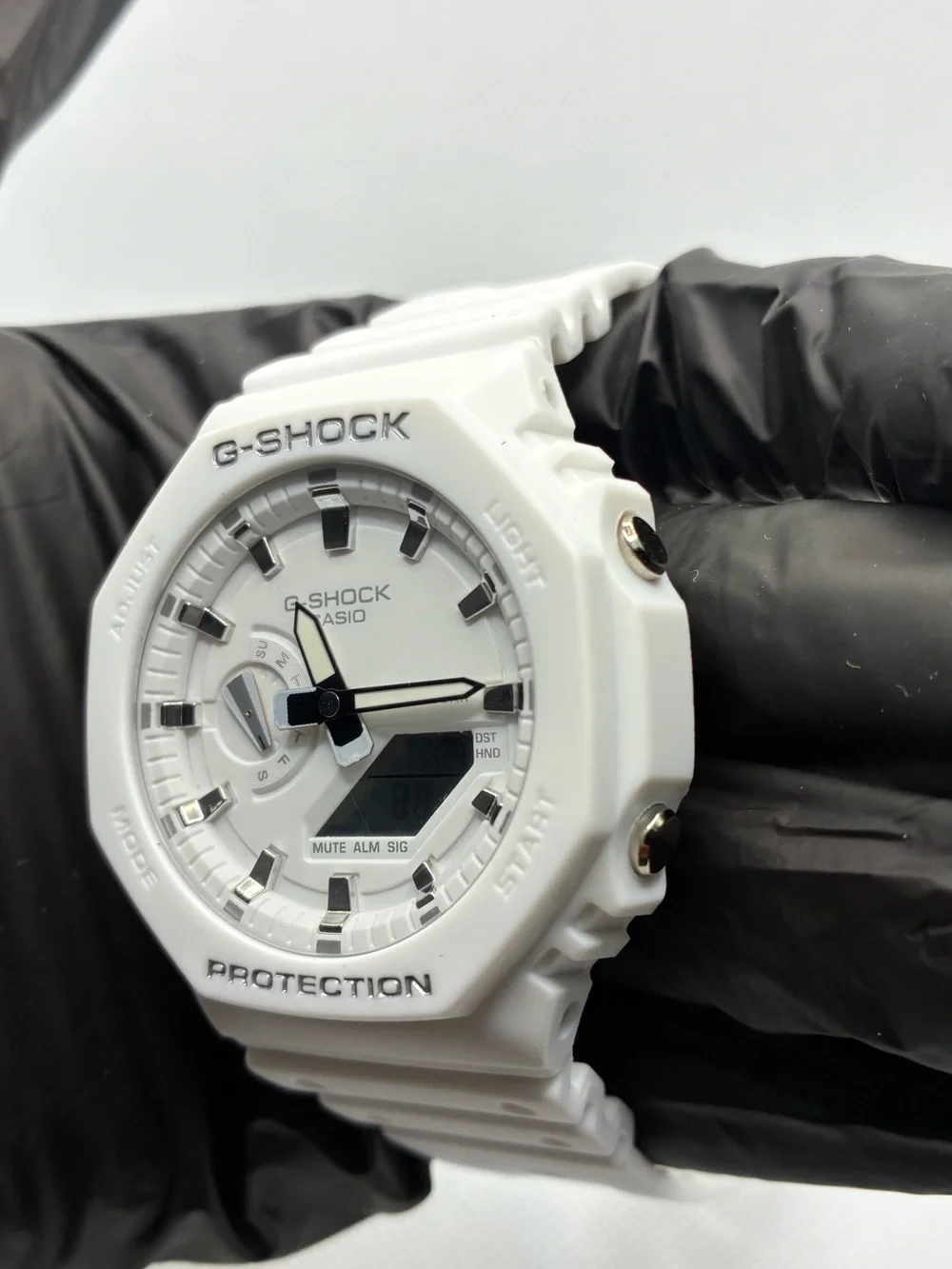 Casio white silver